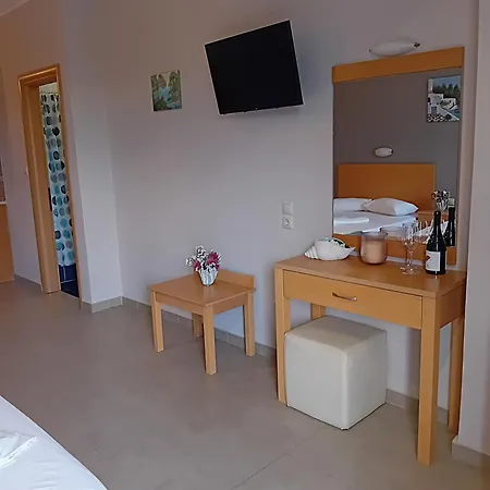 Kallisti Nocleg ze śniadaniem 3*