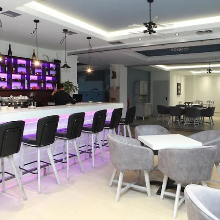 Kallisti 3* Nei Pori