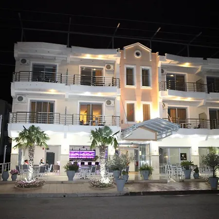 فندق مبيت وإفطار Kallisti 3*