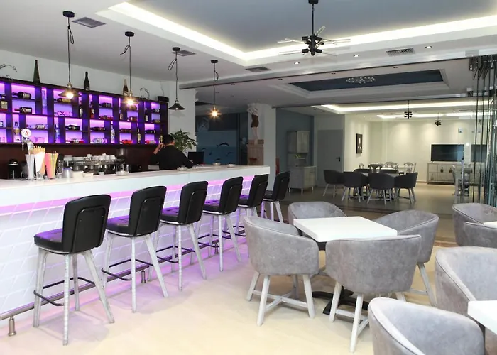 Kallisti 3* Néi Póri