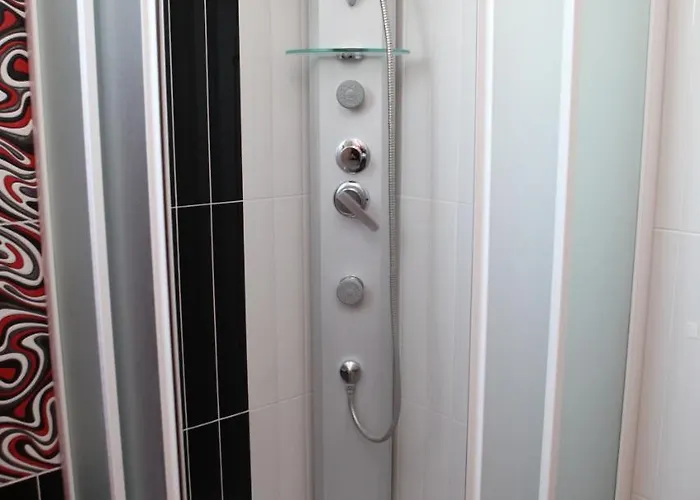 Kallisti 3* Néi Póri